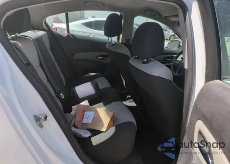 2016 Chevrolet Cruze Limited Ls из США, поврежденный, VIN 1G1PC5SH6G7221621